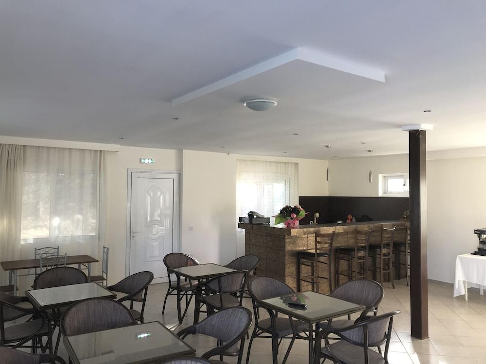 סבורונטה Ai Helis Resort מראה חיצוני תמונה