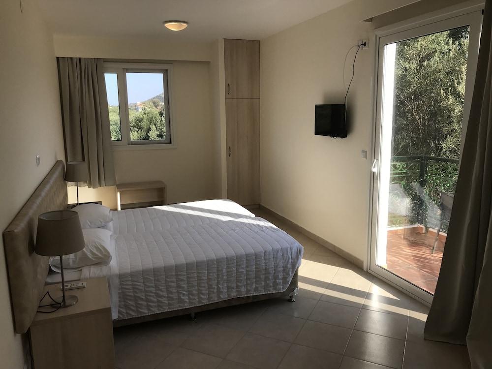 סבורונטה Ai Helis Resort מראה חיצוני תמונה