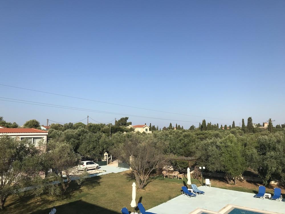 סבורונטה Ai Helis Resort מראה חיצוני תמונה