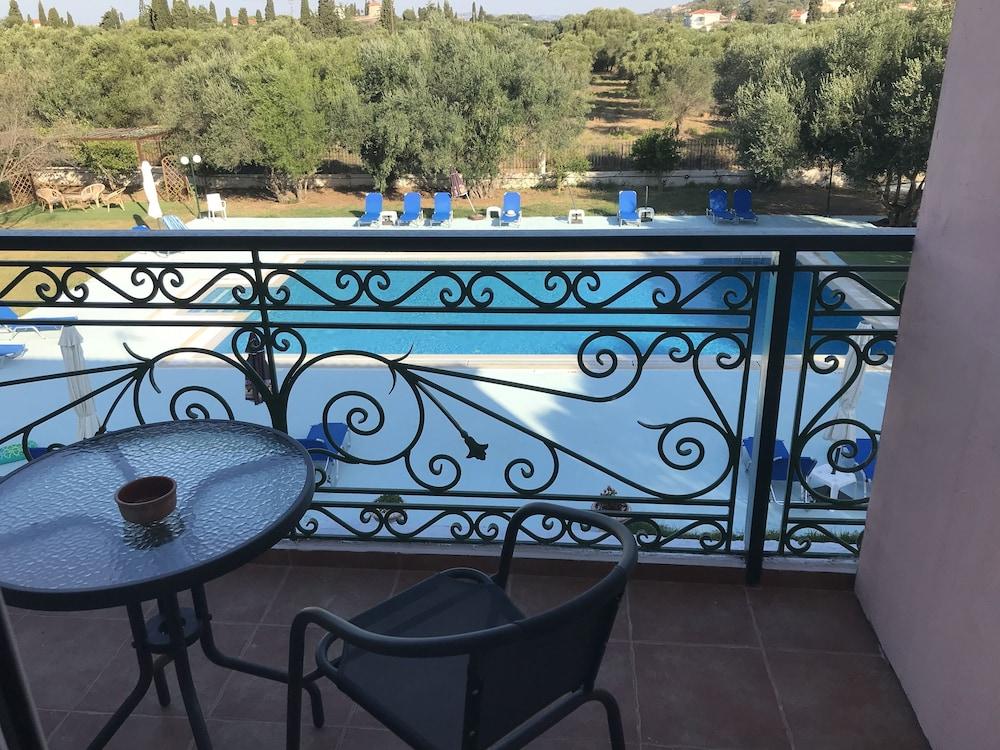 סבורונטה Ai Helis Resort מראה חיצוני תמונה