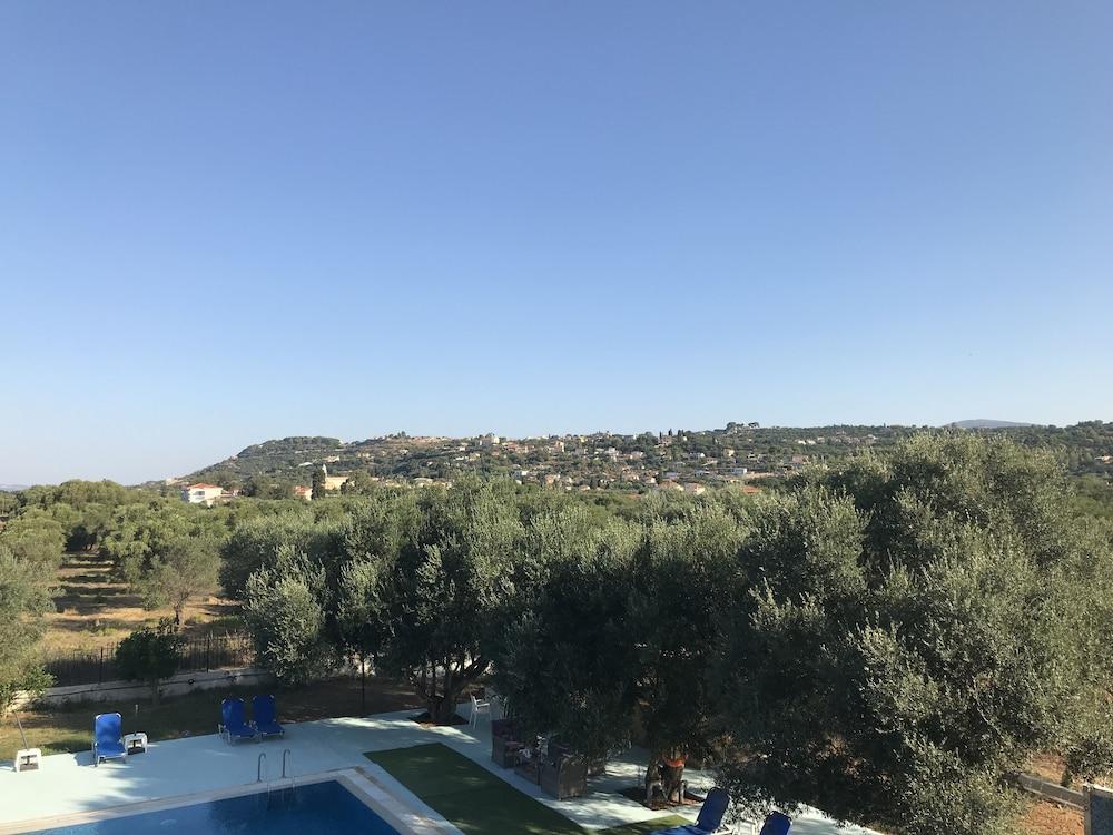 סבורונטה Ai Helis Resort מראה חיצוני תמונה