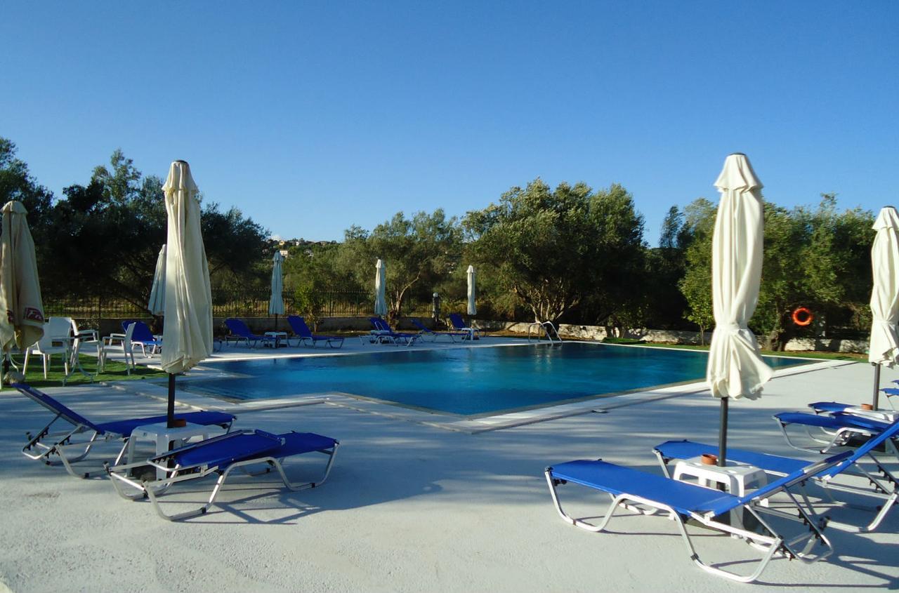 סבורונטה Ai Helis Resort מראה חיצוני תמונה